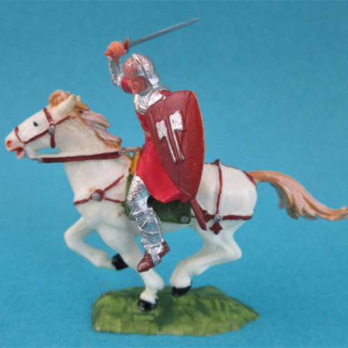 8857 4 Cavalier avec épée et écu sur cheval 1 (III a - cavalier même pose que 8853).